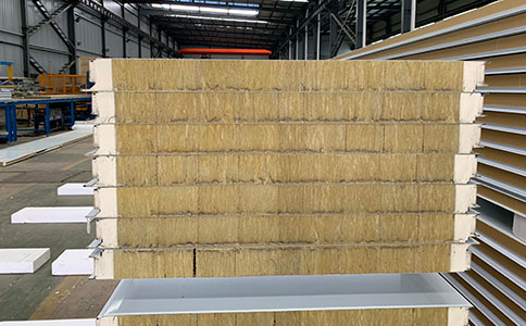 你知道巖棉夾芯橫裝板的特點(diǎn)嗎？